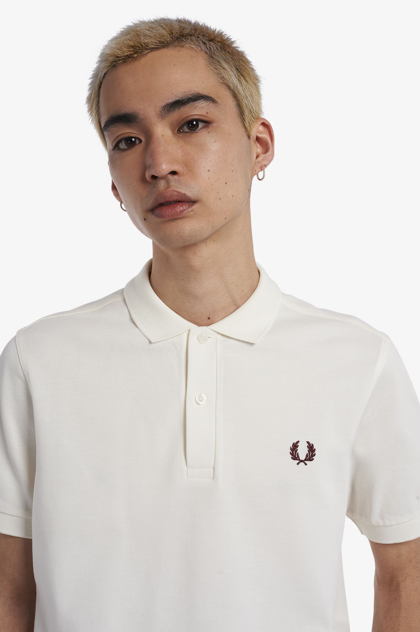 m6000-ecru-oxblood-the-fred-perry-shirt-men-s-short-long