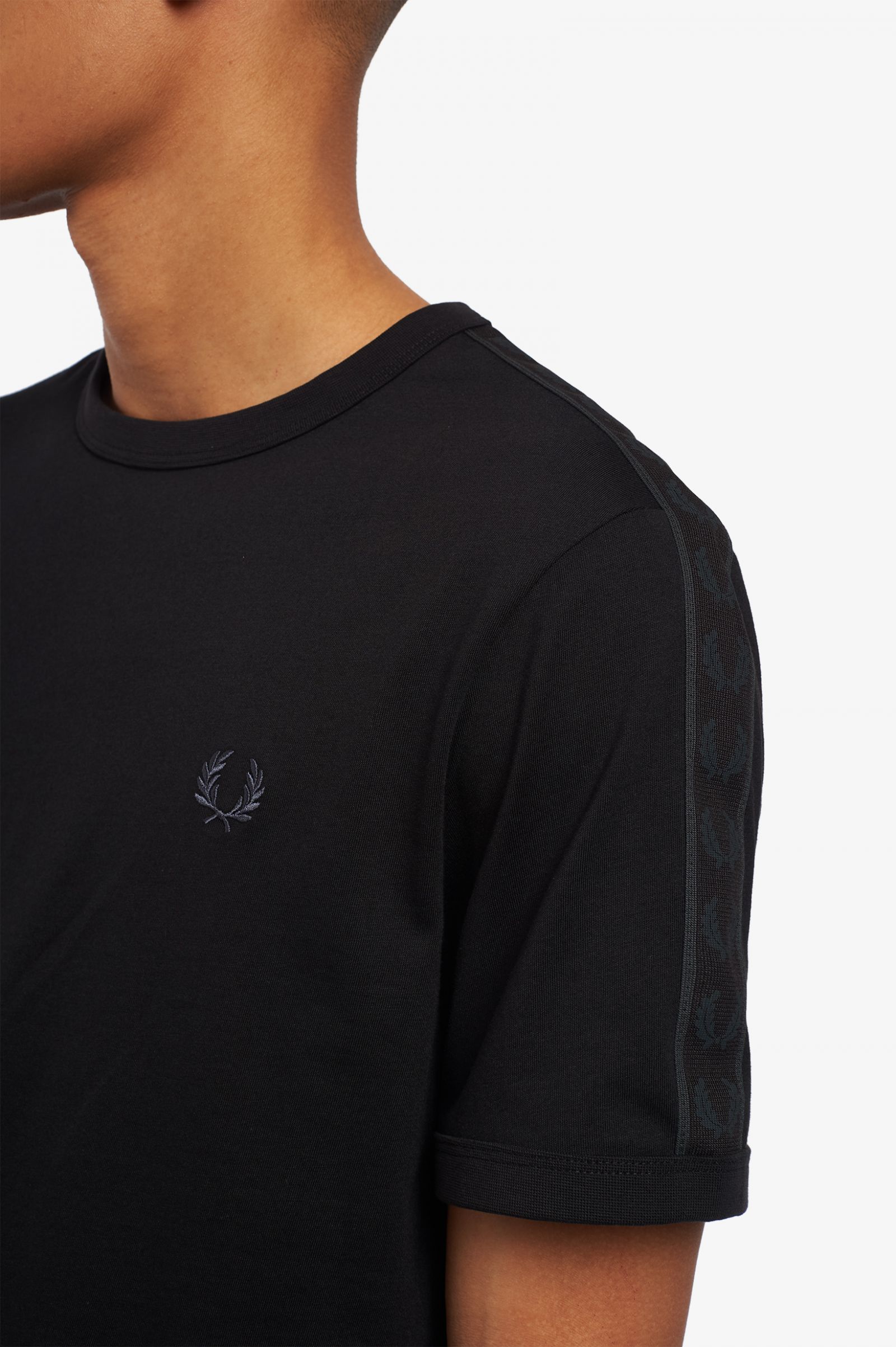 fred perry black t shirt