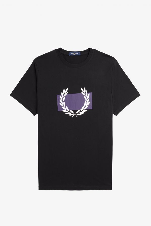 T-shirt gráfica com a coroa de louros