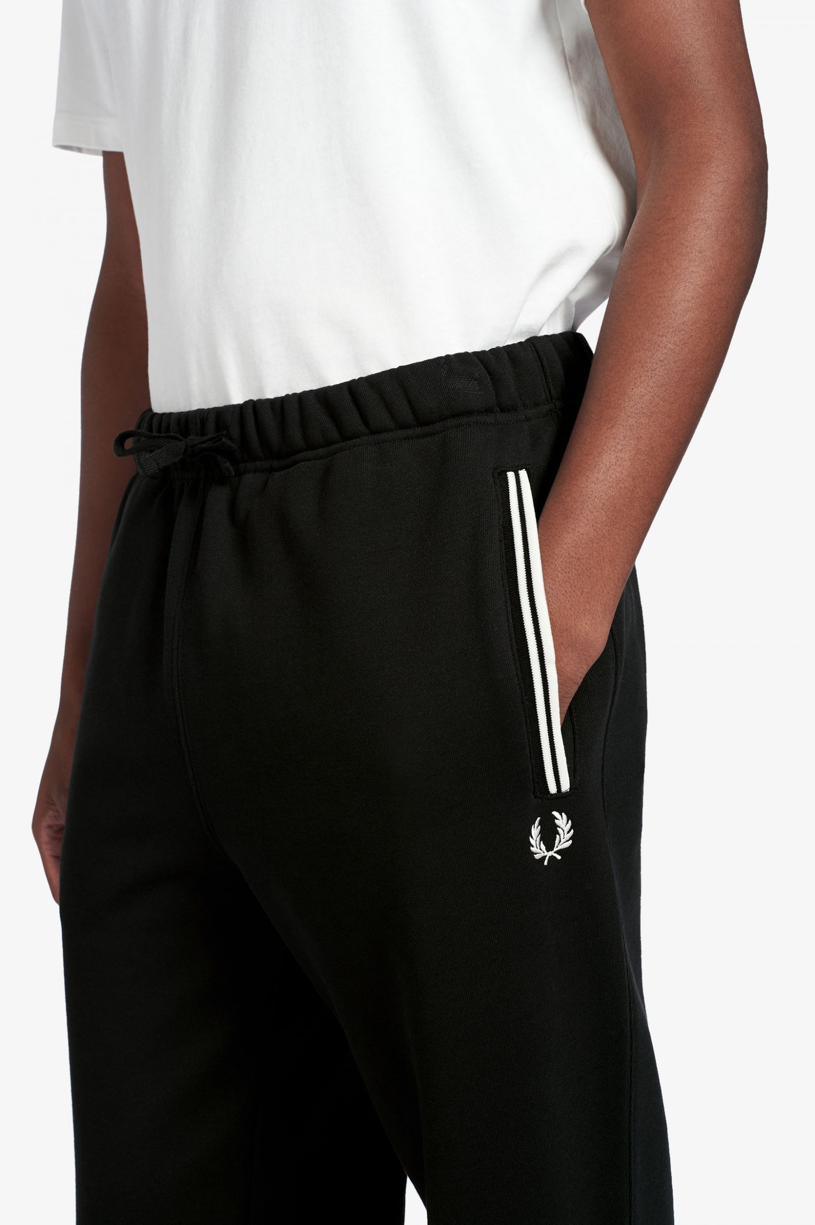 fred perry joggers