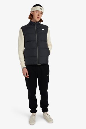 Men's Coats & Jackets | Bomber Jackets & Parkas | Fred Perry UK