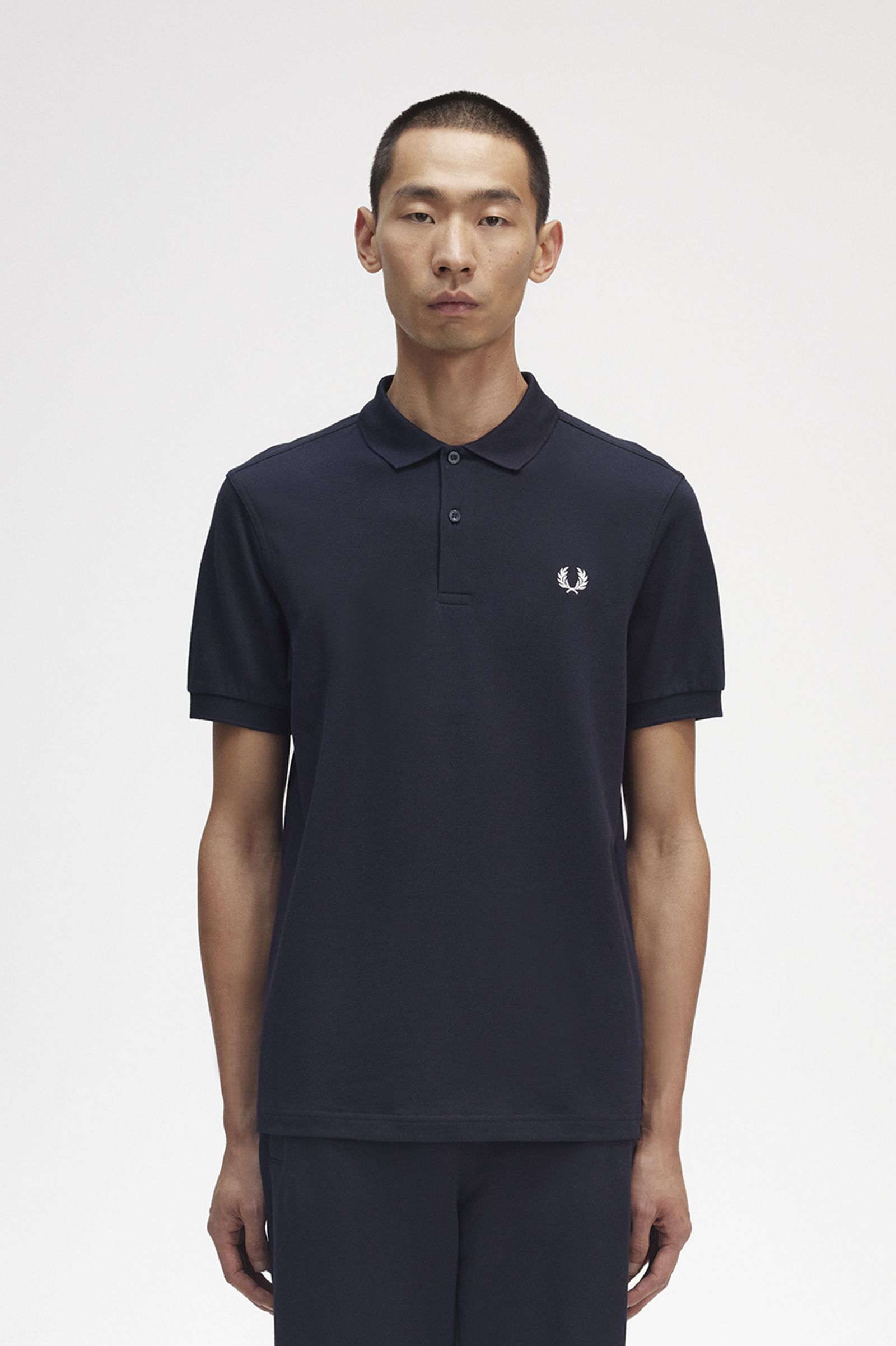Op grote schaal Spaans Teken een foto M6000 - Navy / White | The Fred Perry Shirt | Men's Short & Long Sleeve Polo  Shirts | Fred Perry US