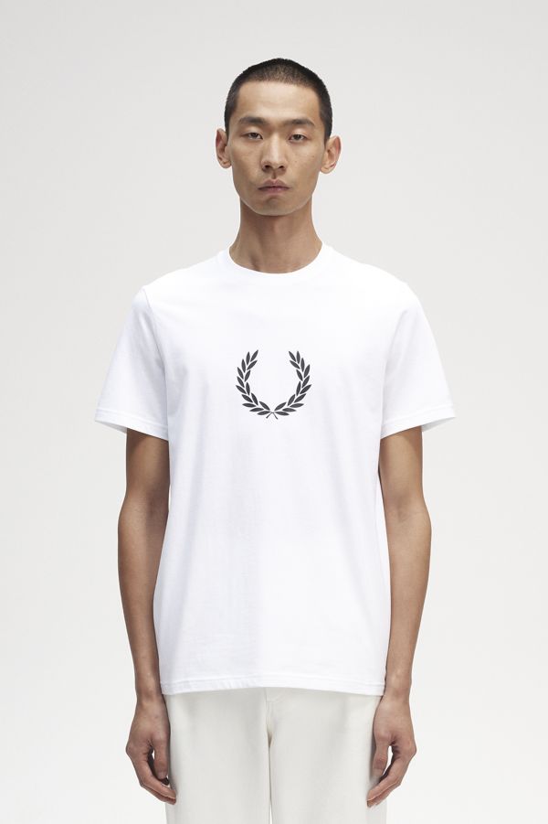 Camiseta gráfica Laurel Wreath