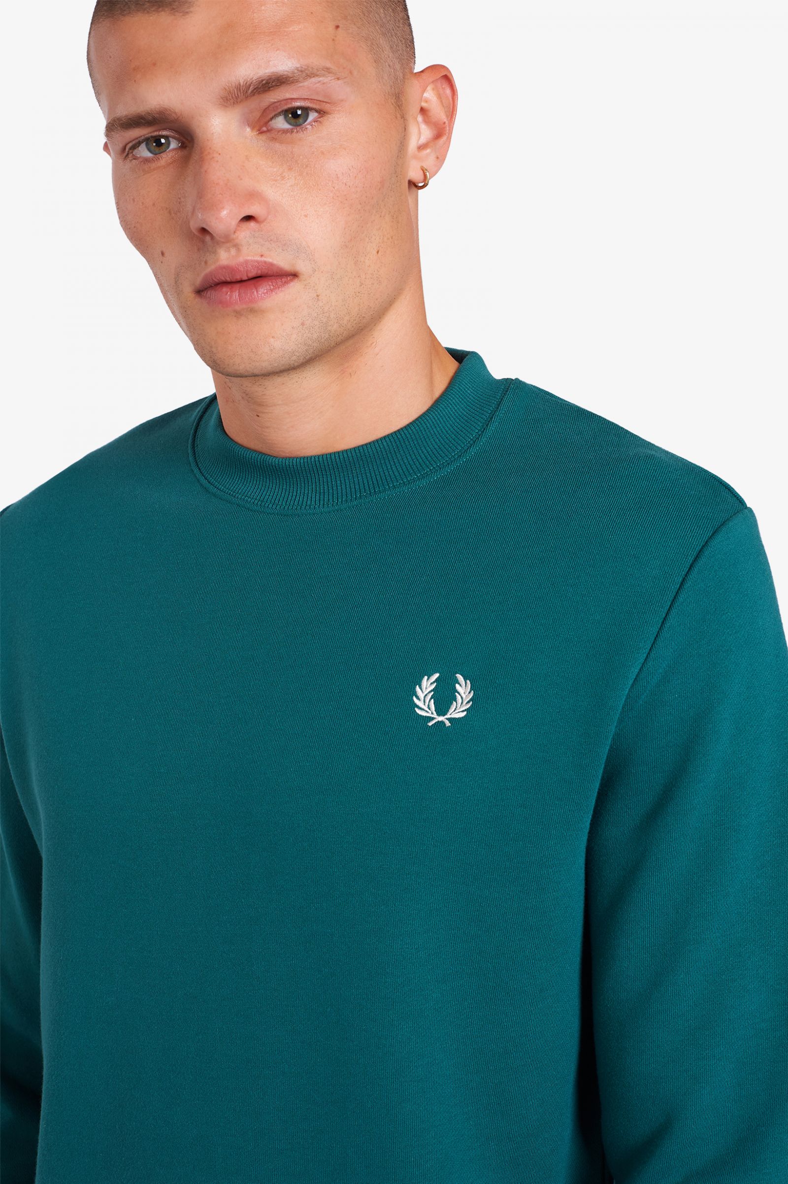 fred perry crew neck sweatshirt