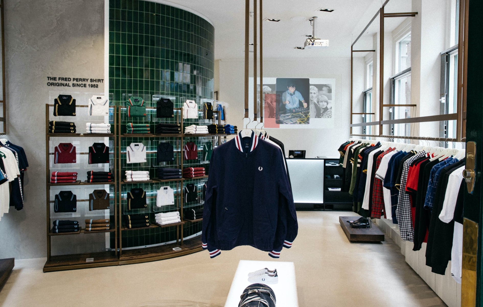 Fred Perry Seven Dials, London | Fred Perry ES